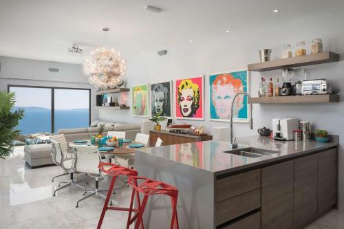 Luxury Villa Riva With Infinity Pool