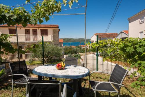 Apartments Ciovo
