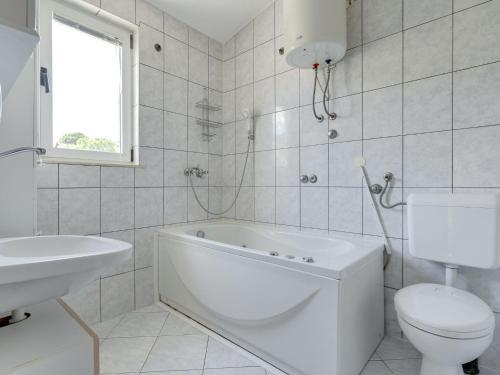 Apartment Lucija Near Trogir