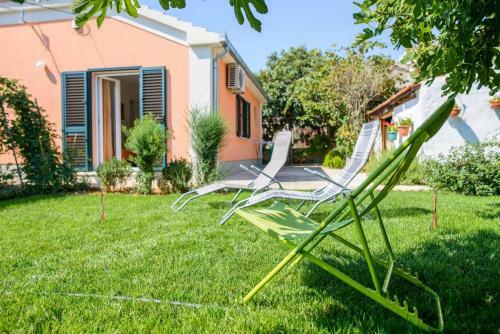 Holiday Home Mirjana - With Garden