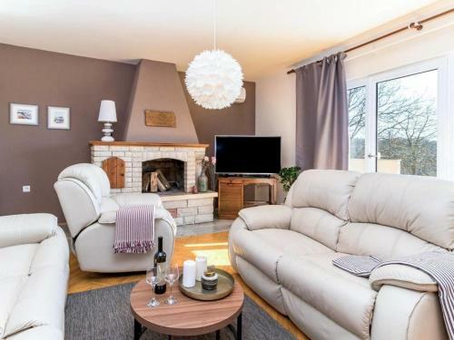 Holiday Home With Pool And Garden