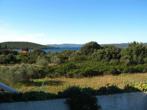 Apartments Lado - 230 M From Sea