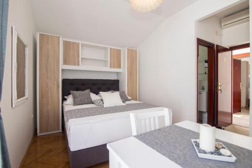 Apartments And Rooms Kapulica