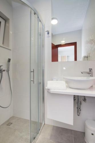 Apartments And Rooms Kapulica
