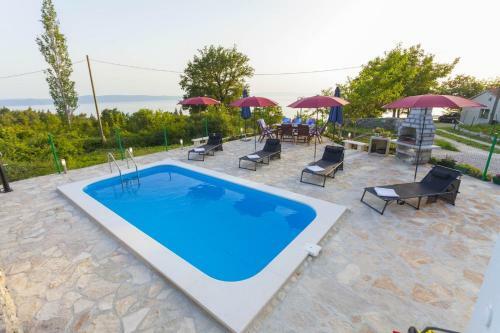 Villa Ljubini Dvori In Tucepi, Private Pool