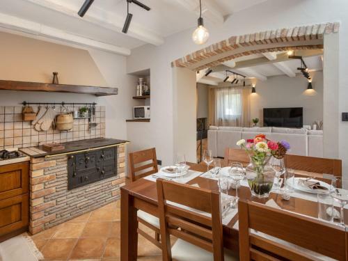Holiday Home Villa Mala Petra