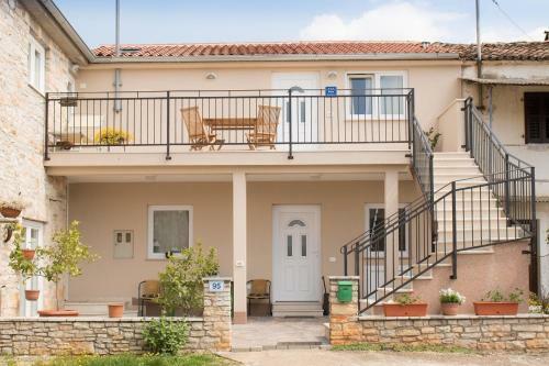 Apartment Bruneta With Sea View