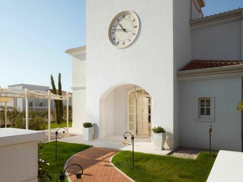 Lavish Villa In Vabriga With Picturesque Views & Pool