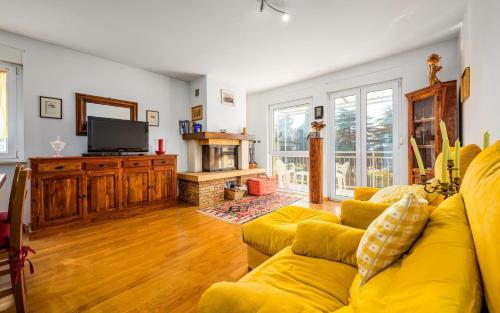 Valessia House With Apartment