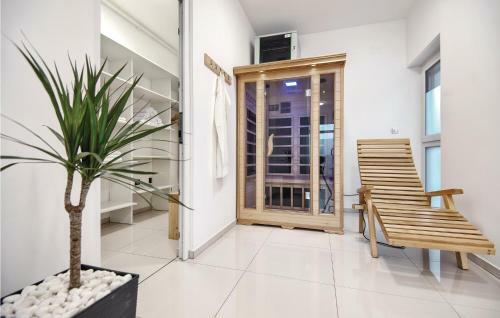 Four-bedroom Holiday Home In Varazdin