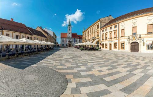 Four-bedroom Holiday Home In Varazdin
