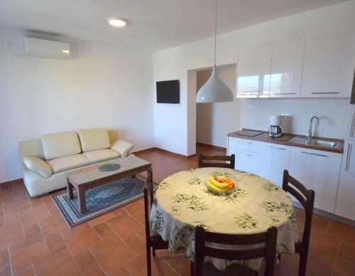 Hostal Apartments Vukas