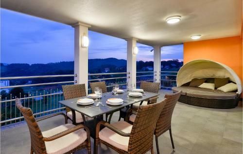Five-bedroom Holiday Home In Varazdinske Toplice