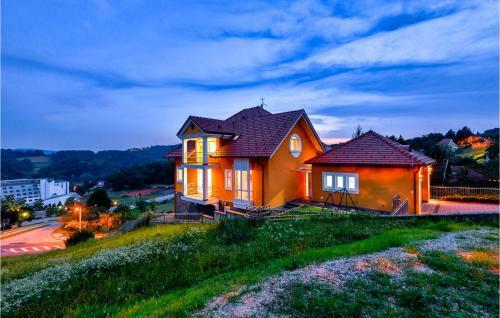 Five-bedroom Holiday Home In Varazdinske Toplice