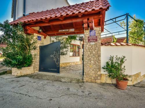 Holiday Home Dalmatian Stone House