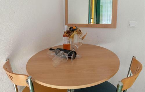 Nice Apartment In Klek W/ 1 Bedrooms