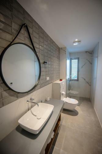 Zmijavci Holiday Home Villa Red 10+2