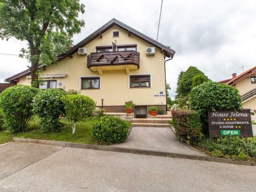 Boutique Apartment In Seli?te Dre?ni?ko With Garden