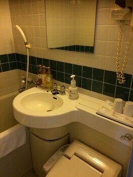 Hotel Kise Beach Palace