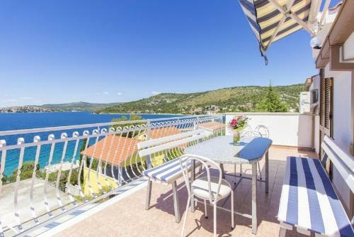 Apartments Milans-25m From Beach