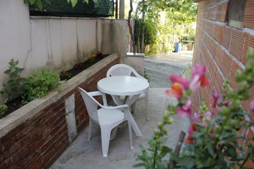 Apartments Ante - 30 M From Sea