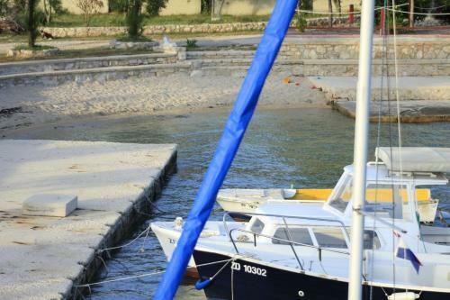 Apartments Ante - 30 M From Sea