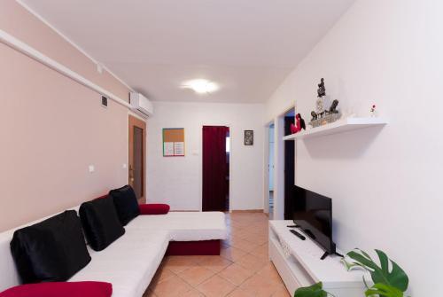 Apartments And Room Mirjana