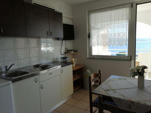 Family Apartments With See View