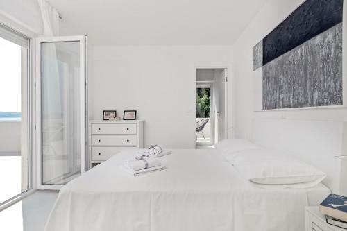 Villa V - Private Pool, Special Location & Surroundings