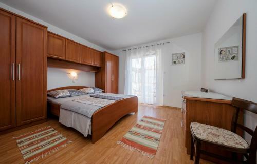 Hostal Apartments Palit Rab