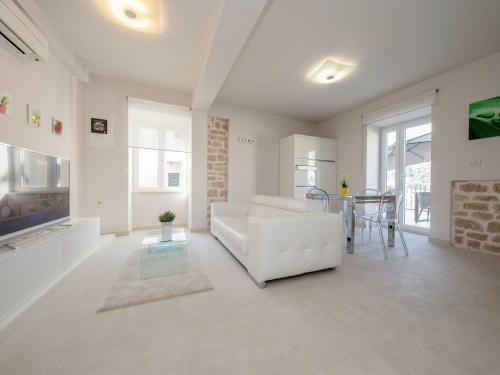 Villa For 6 Guests Only 50 Meters From The Beach Sv Ivan