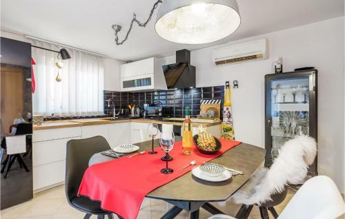Stunning Home In Rab W/ 1 Bedrooms