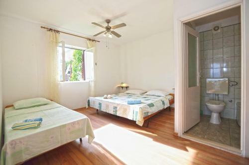 Apartments Ivan - 60m From The Sea