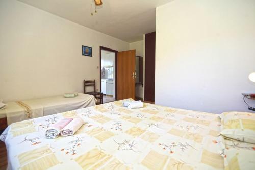 Apartments Ivan - 60m From The Sea