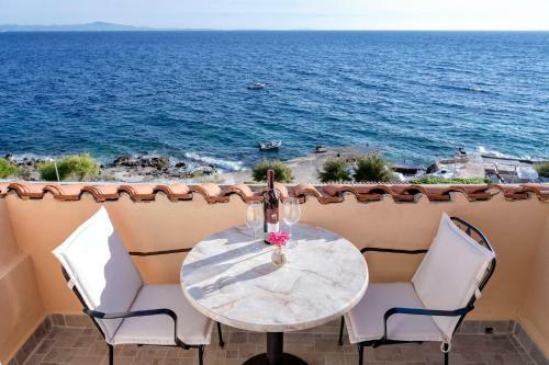 Spila Beach Apartments