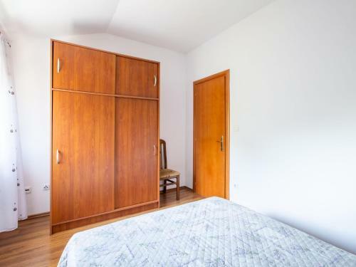 Modern Apartment In Vi?kovo With Balcony