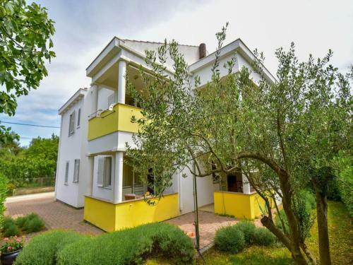 Homely Apartment In Suko?an Near Sea