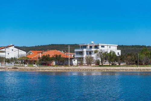 Apartment Birgir In Sukosan