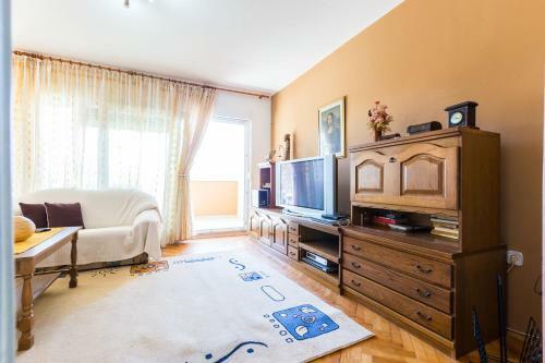 Oleander Apartment