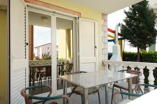 Apartamento Holiday Home 193470