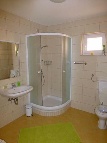 Apartamento Holiday Home 193515