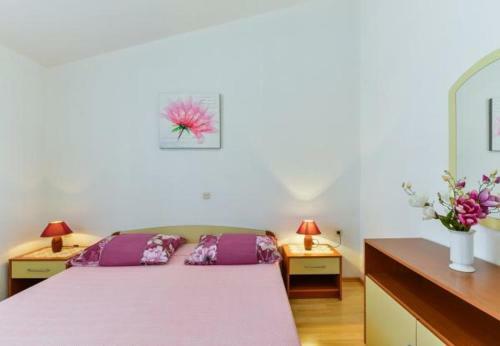 Apartments Kosta - 150m From Beach