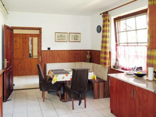 Holiday Home Regina - Boe131