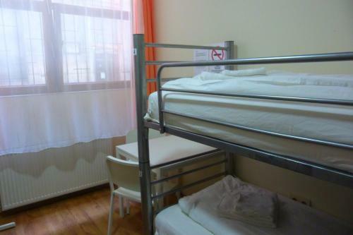 Center Hostel And Guest House
