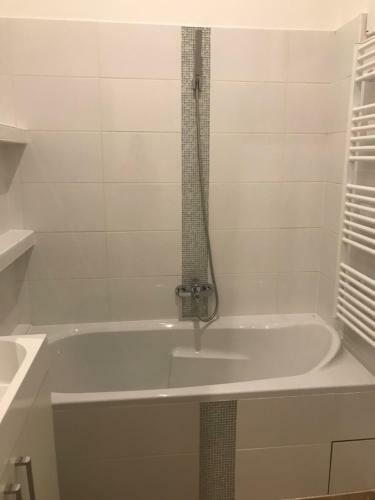 Gozsdu Glamour Apartment