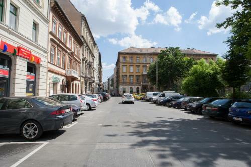 Carolyn Apartman In The Old City