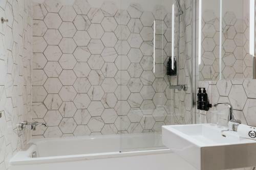 Apartamento Tg Hotel Suites Budapest