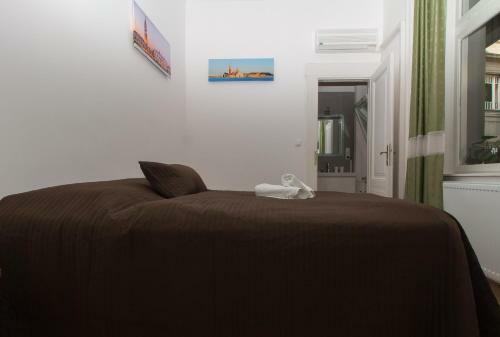 Bed & Breakfast Butterfly Home Danube