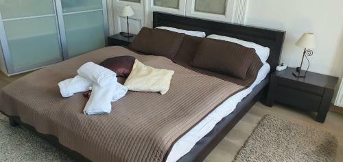 Bed & Breakfast Butterfly Home Danube