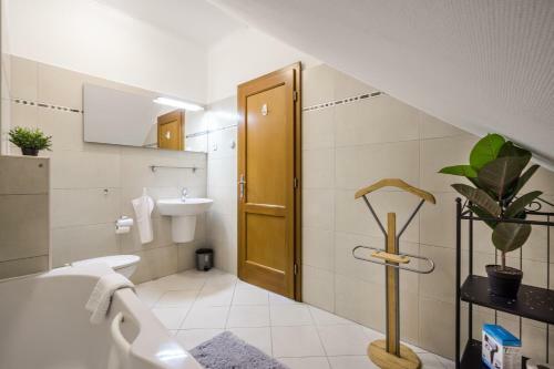 Apartamento Bpr Timber Loft Home With A/c & Balcony